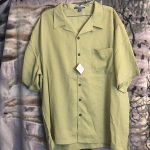 Men’s 2XL port authority green short sleeve button